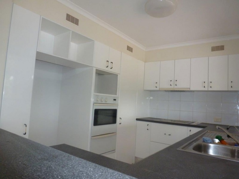 36 Claymore Crescent, Sorrento QLD 4217