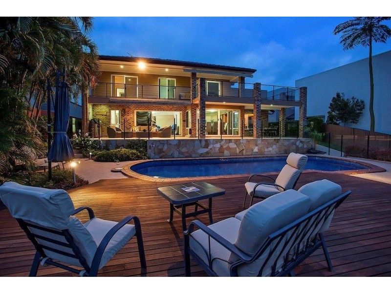 3 Riverbank Court, Ashmore QLD 4214