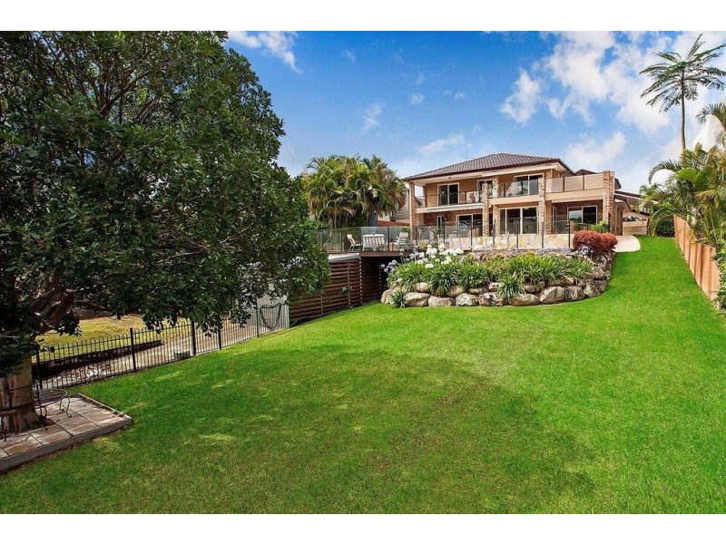 3 Riverbank Court, Ashmore QLD 4214