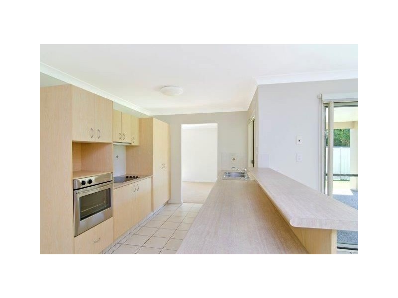 101 Tiger Drive, Arundel QLD 4214