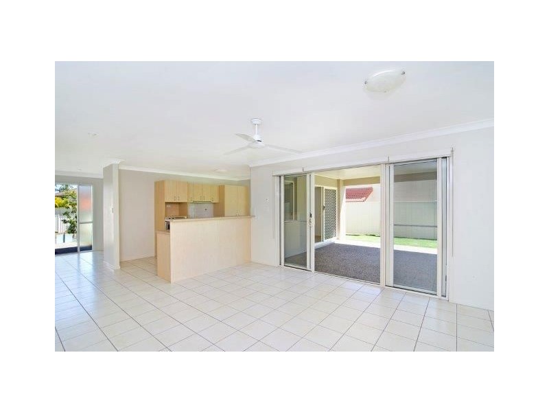 101 Tiger Drive, Arundel QLD 4214
