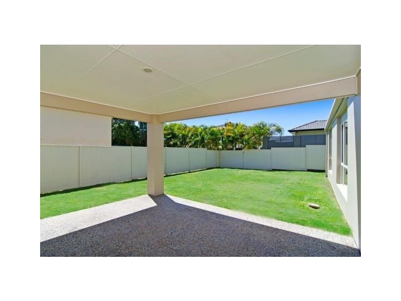 101 Tiger Drive, Arundel QLD 4214