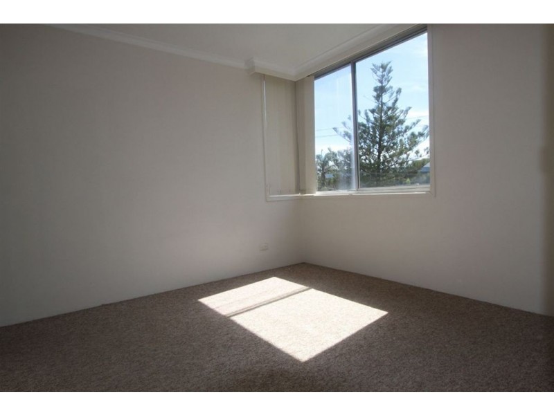 11/189 Surf Parade, Broadbeach QLD 4218