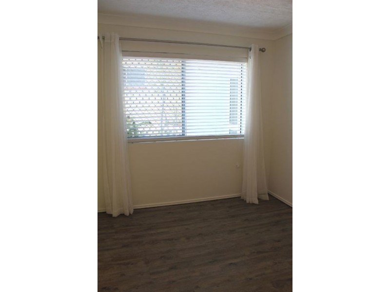 1/10 Jubilee Avenue, Broadbeach QLD 4218