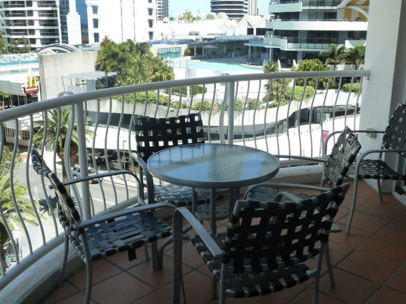 2613/24 Queensland Avenue, Broadbeach QLD 4218
