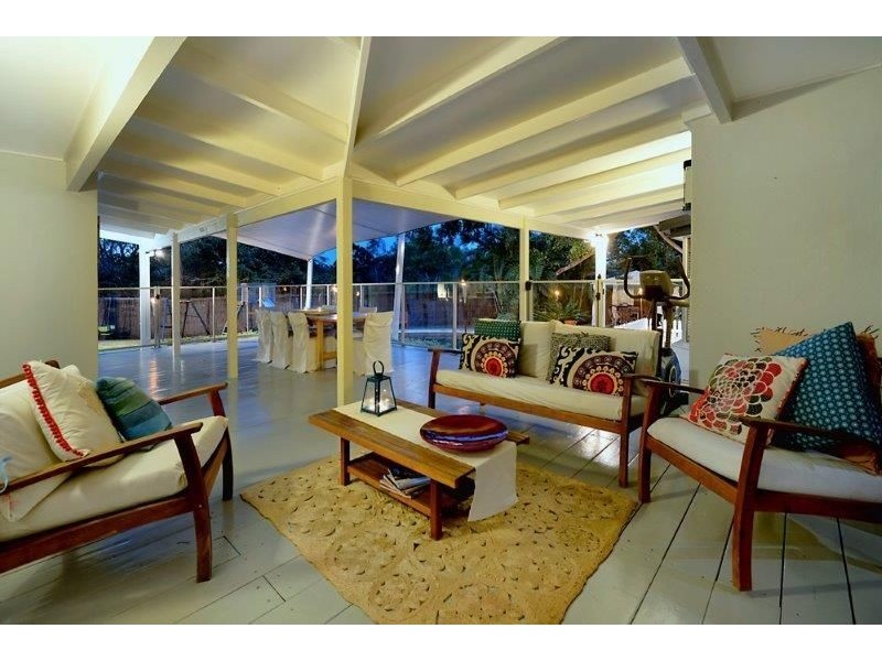 20 Kingsway Drive, Molendinar QLD 4214