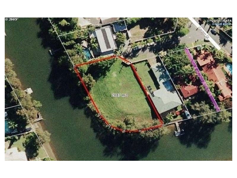 21 Garden Grove, Carrara QLD 4211