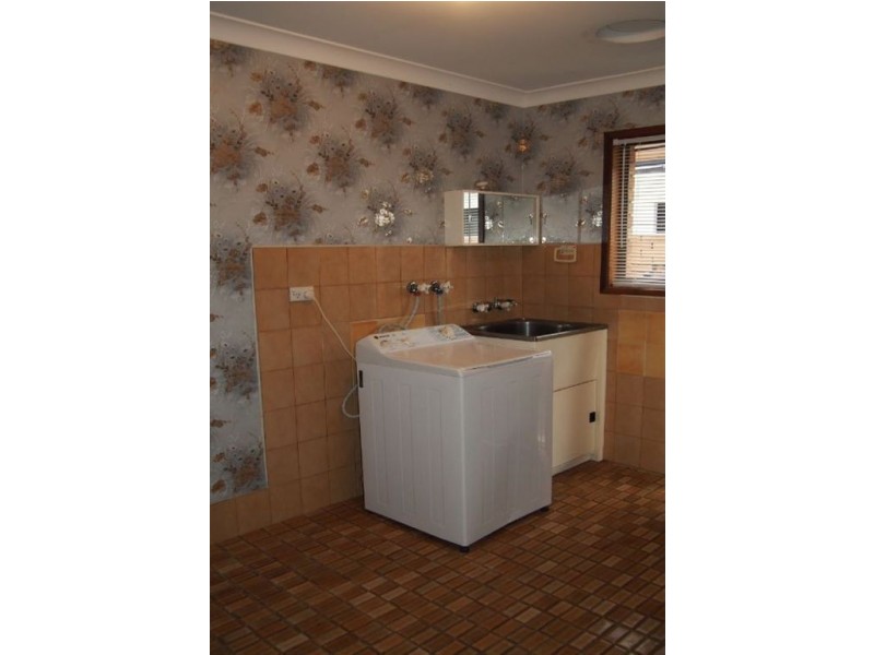 9 Pacific Boulevard, Broadbeach Waters QLD 4218