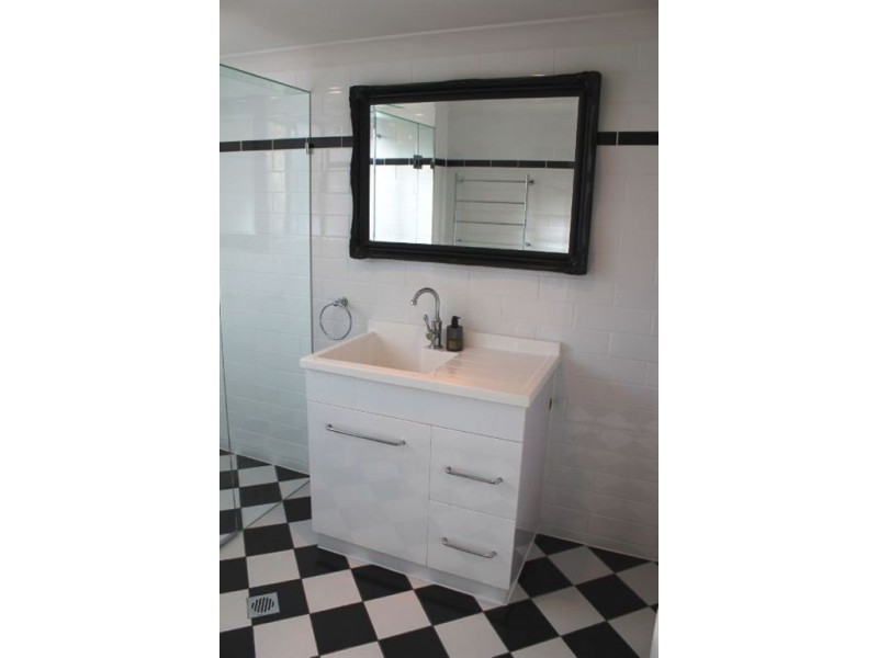 2/12 Fifteenth Avenue, Palm Beach QLD 4221