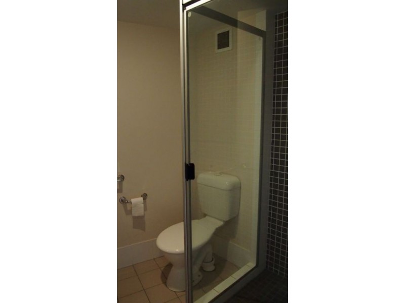 525/25 Lake Orr Drive, Varsity Lakes QLD 4227