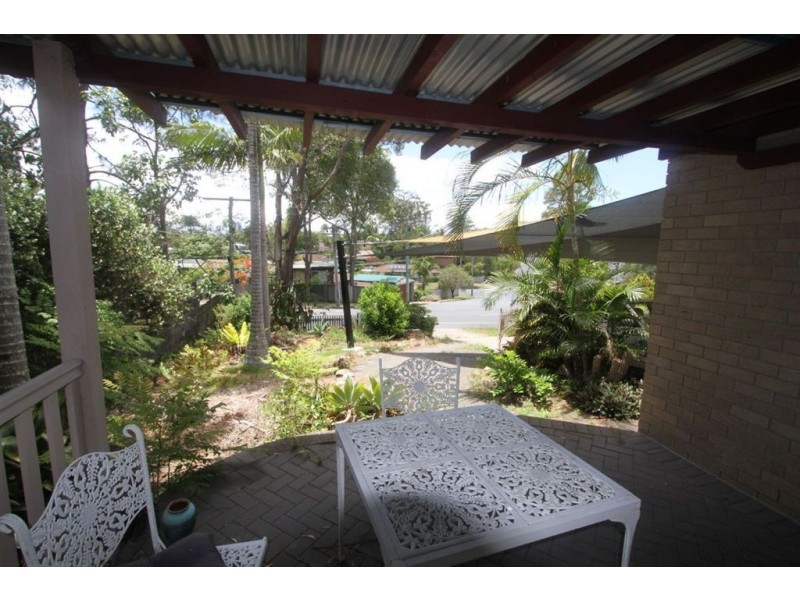 6 Tongarra Street, Southport QLD 4215