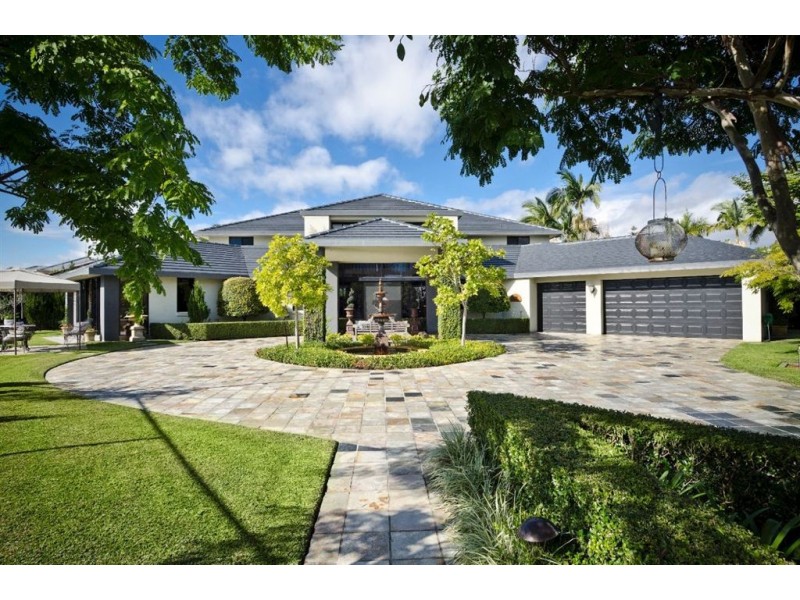31 Campbell Street, Sorrento QLD 4217