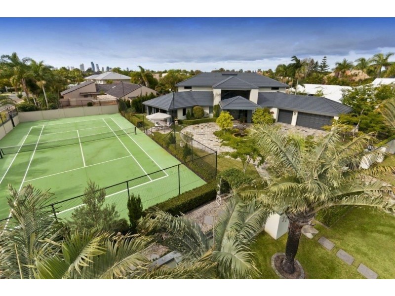 31 Campbell Street, Sorrento QLD 4217