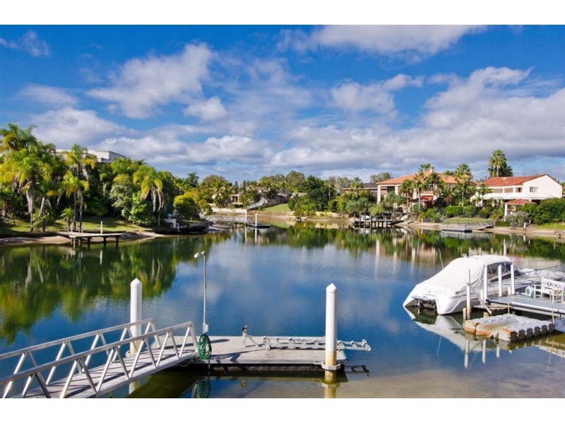 31 Campbell Street, Sorrento QLD 4217