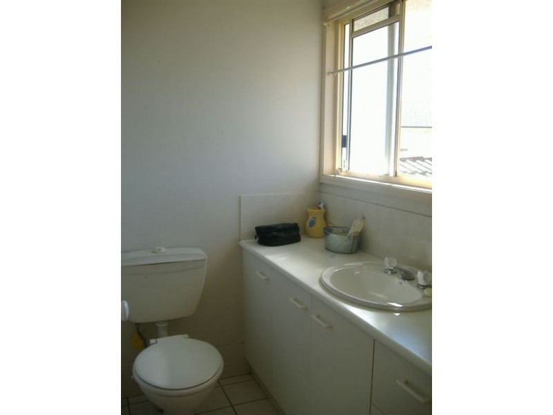 23/2 Cassowary Drive, Burleigh Waters QLD 4220