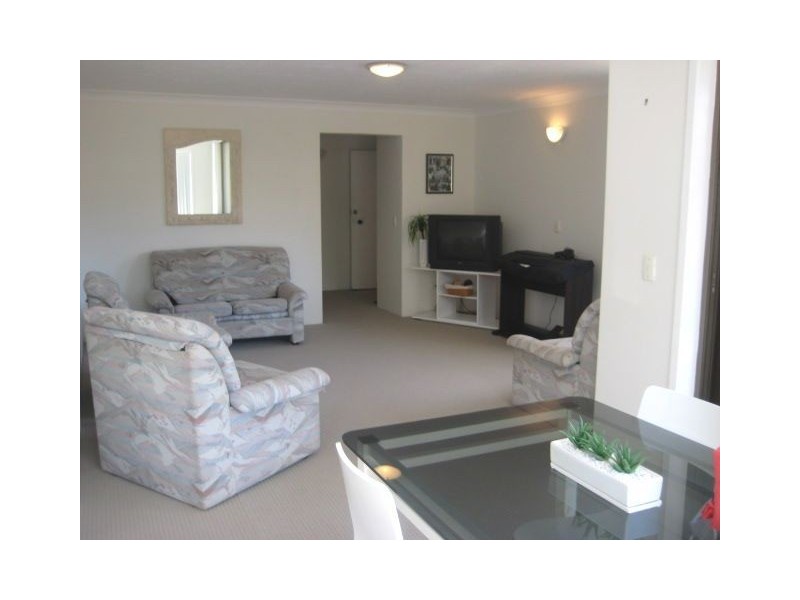 3/34 Alexandra Avenue, Broadbeach QLD 4218