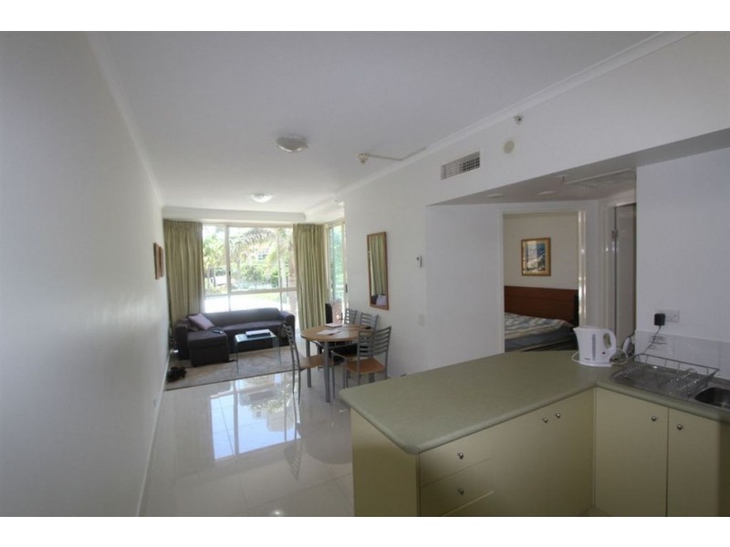 204/46 Pacific Street, Main Beach QLD 4217