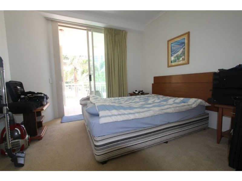 204/46 Pacific Street, Main Beach QLD 4217