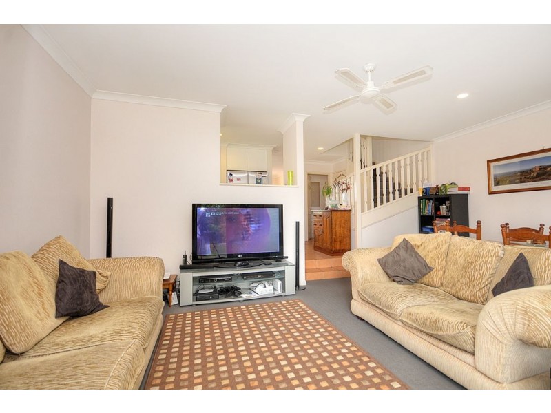 73/152 Palm Meadows Drive, Carrara QLD 4211