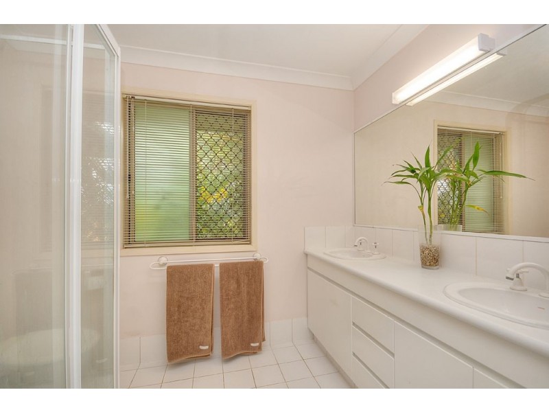 73/152 Palm Meadows Drive, Carrara QLD 4211