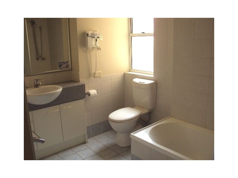 26/93 Old Burleigh Road, Broadbeach QLD 4218