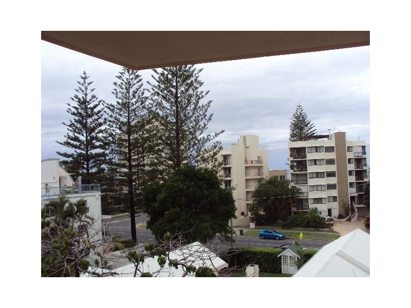 15/93 Old Burleigh Road, Broadbeach QLD 4218