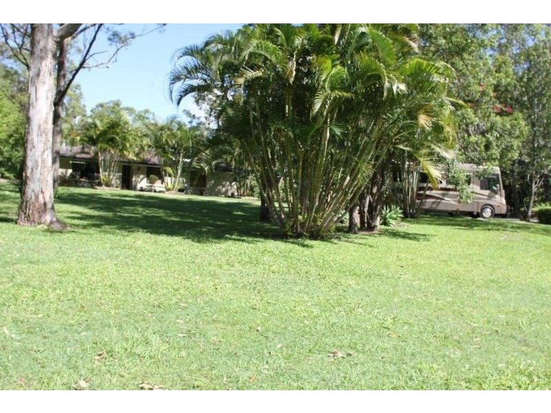 6 Kingsway Drive, Molendinar QLD 4214