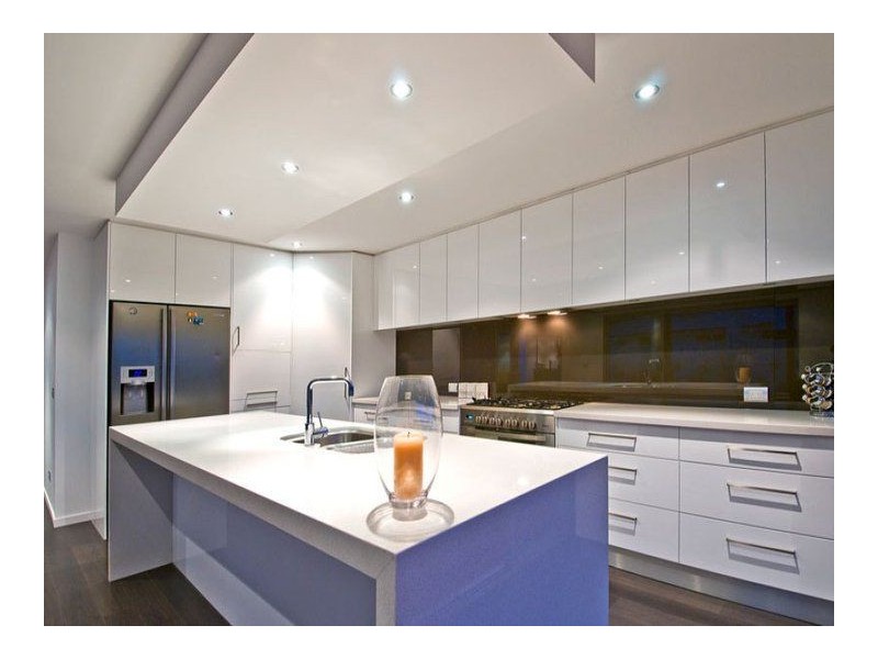 5 Goolagong Court, Broadbeach Waters QLD 4218