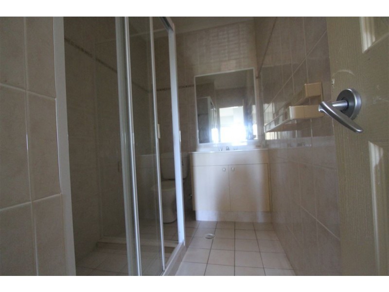 14/1 Pinnaroo Street, Hope Island QLD 4212