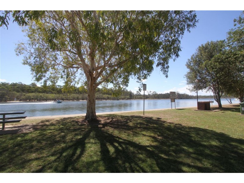 14/1 Pinnaroo Street, Hope Island QLD 4212