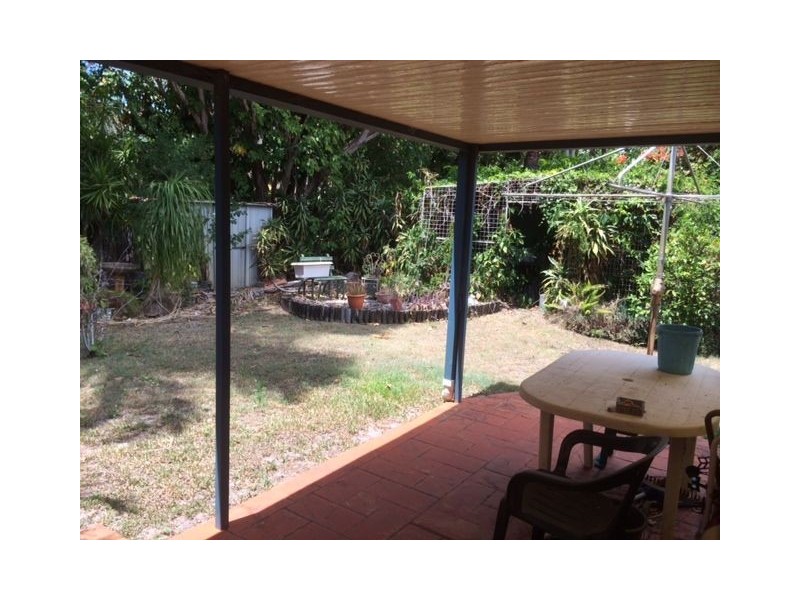 15 Albicore Street, Mermaid Waters QLD 4218