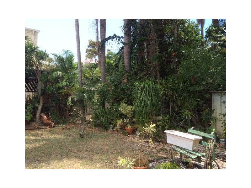 15 Albicore Street, Mermaid Waters QLD 4218