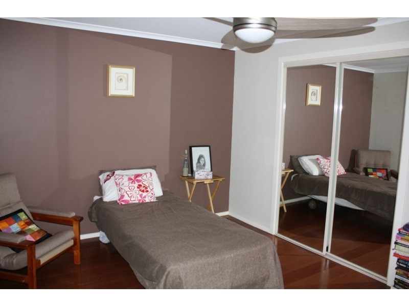 14 Cresta Court, Broadbeach Waters QLD 4218