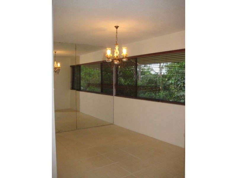 6/20 Rudd Street, Broadbeach Waters QLD 4218