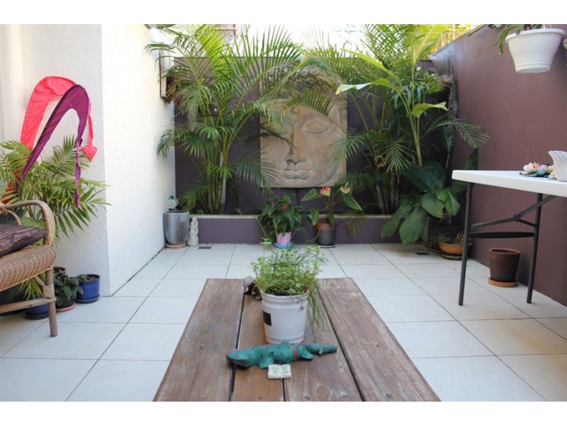 7/5 Aquila Court, Mermaid Waters QLD 4218