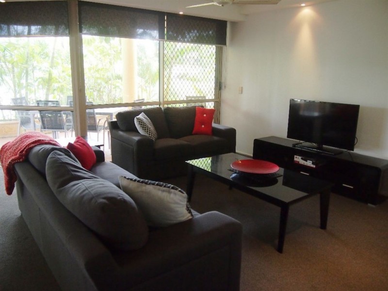 4/10 Dudley Street, Mermaid Beach QLD 4218