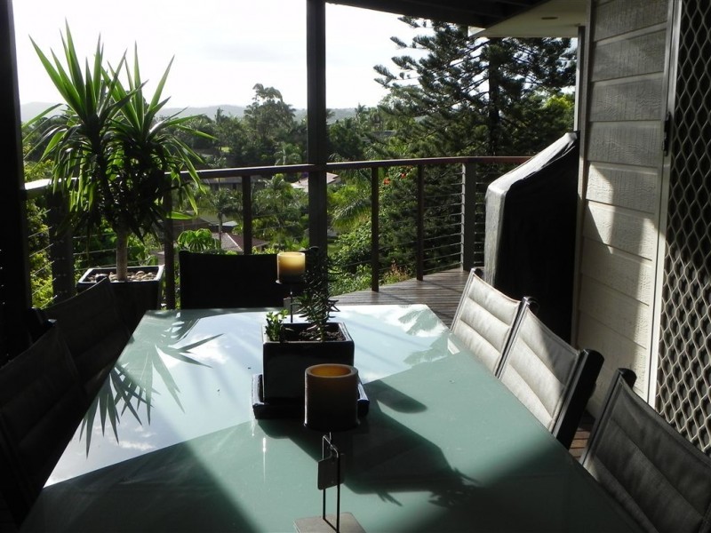 10 Maralinga Drive, Ashmore QLD 4214