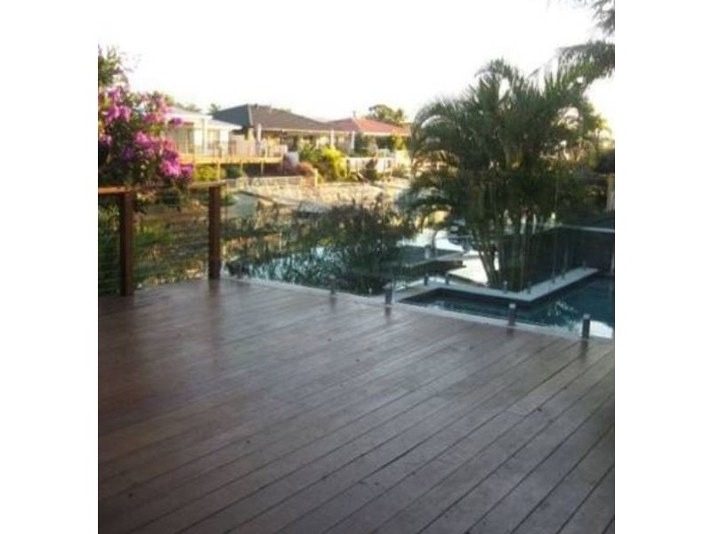 2 Bahia Court, Broadbeach Waters QLD 4218