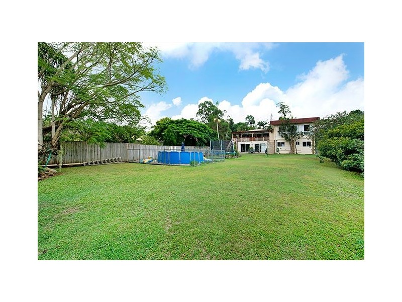 65 Plateau Crescent, Carrara QLD 4211