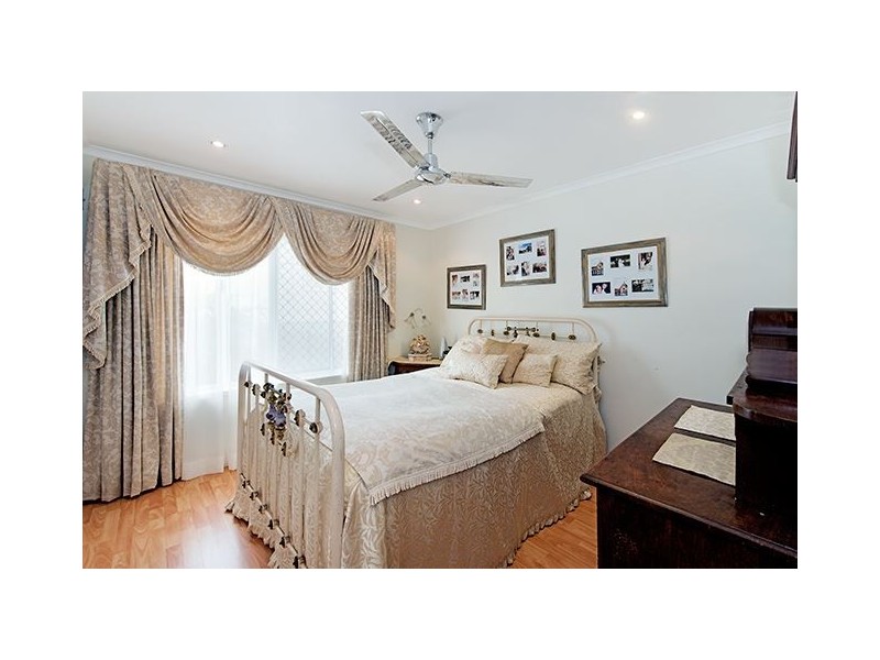 65 Plateau Crescent, Carrara QLD 4211
