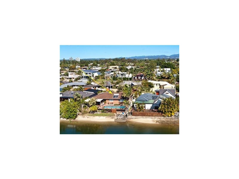 5 Palmetto Court, Broadbeach Waters QLD 4218