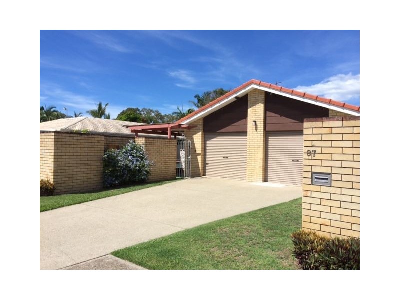 87 Oceanic Drive, Mermaid Waters QLD 4218
