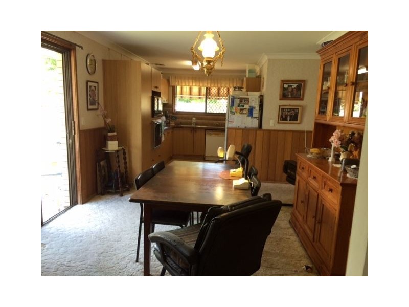 87 Oceanic Drive, Mermaid Waters QLD 4218