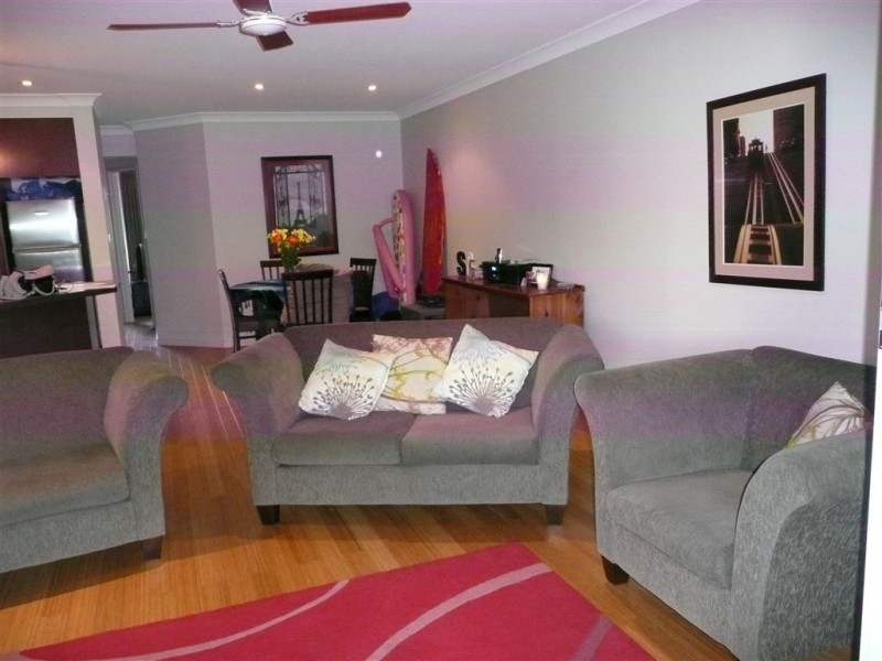 42/27 Wharf Road, Broadbeach QLD 4218