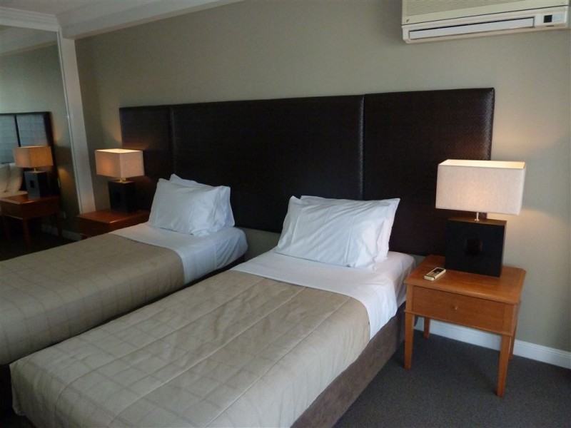 1510/90 Surf Parade, Broadbeach QLD 4218