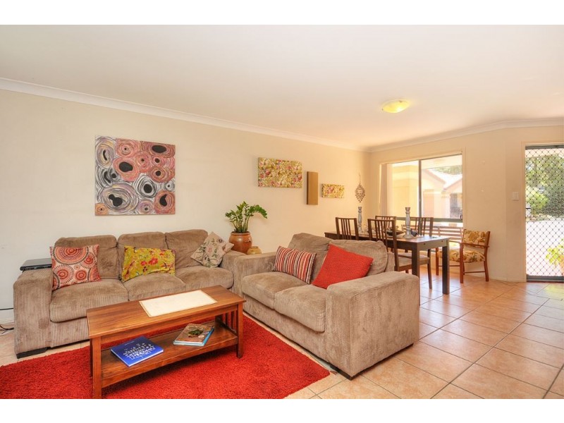 25/2 Pappas Way, Carrara QLD 4211