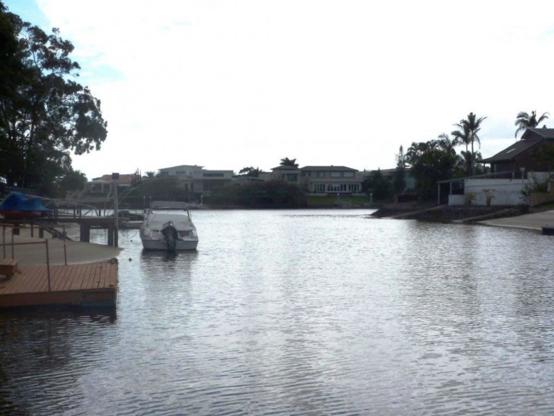 7 Cedar Place, Broadbeach Waters QLD 4218