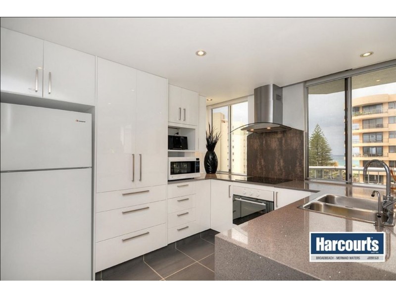 18/220 Surf Parade, Broadbeach QLD 4218