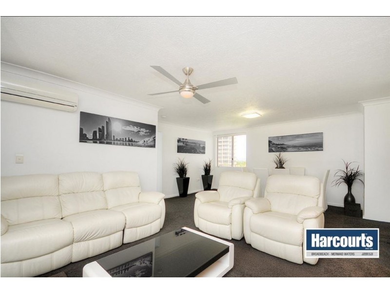 18/220 Surf Parade, Broadbeach QLD 4218
