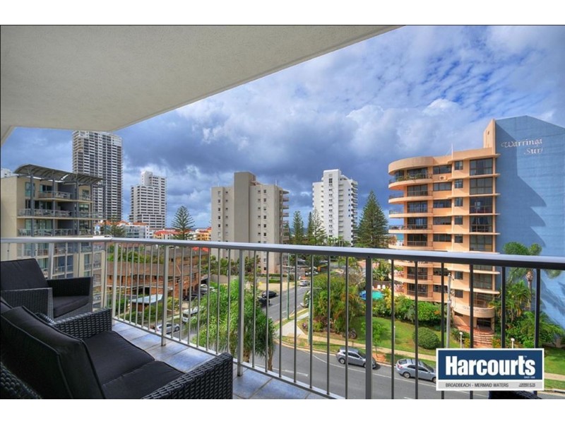 18/220 Surf Parade, Broadbeach QLD 4218